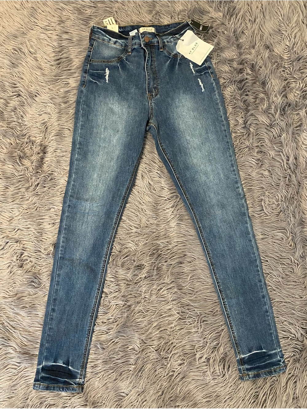 Aphrodite High-Rise Skinny Jeans in Medium Blue Wash